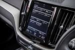 Volvo XC60 D4 Inscription 2017 года (UK)